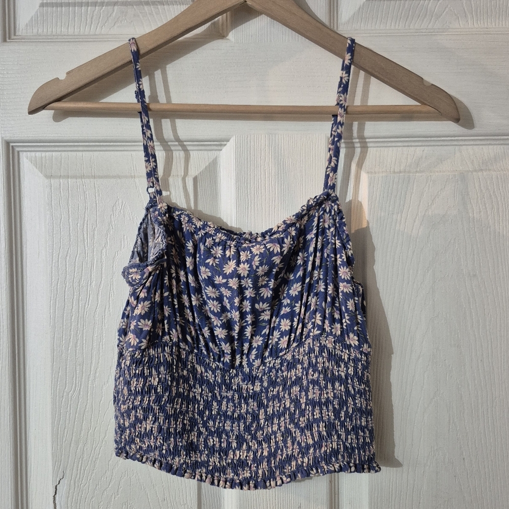 Women's American Eagle Floral Blue Smocked Top Sz S